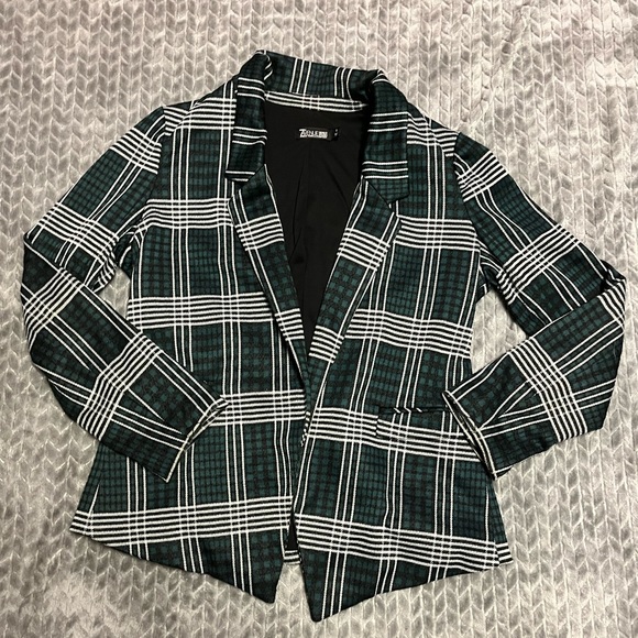 New York & Company Jackets & Blazers - New York and Company Midnight Green and Black Blazer Green Plaid Suit jacket